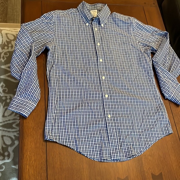 Brooks Brothers Regent Regular Shirt Button Down Collar. Blue and white. Medium - Picture 3 of 8